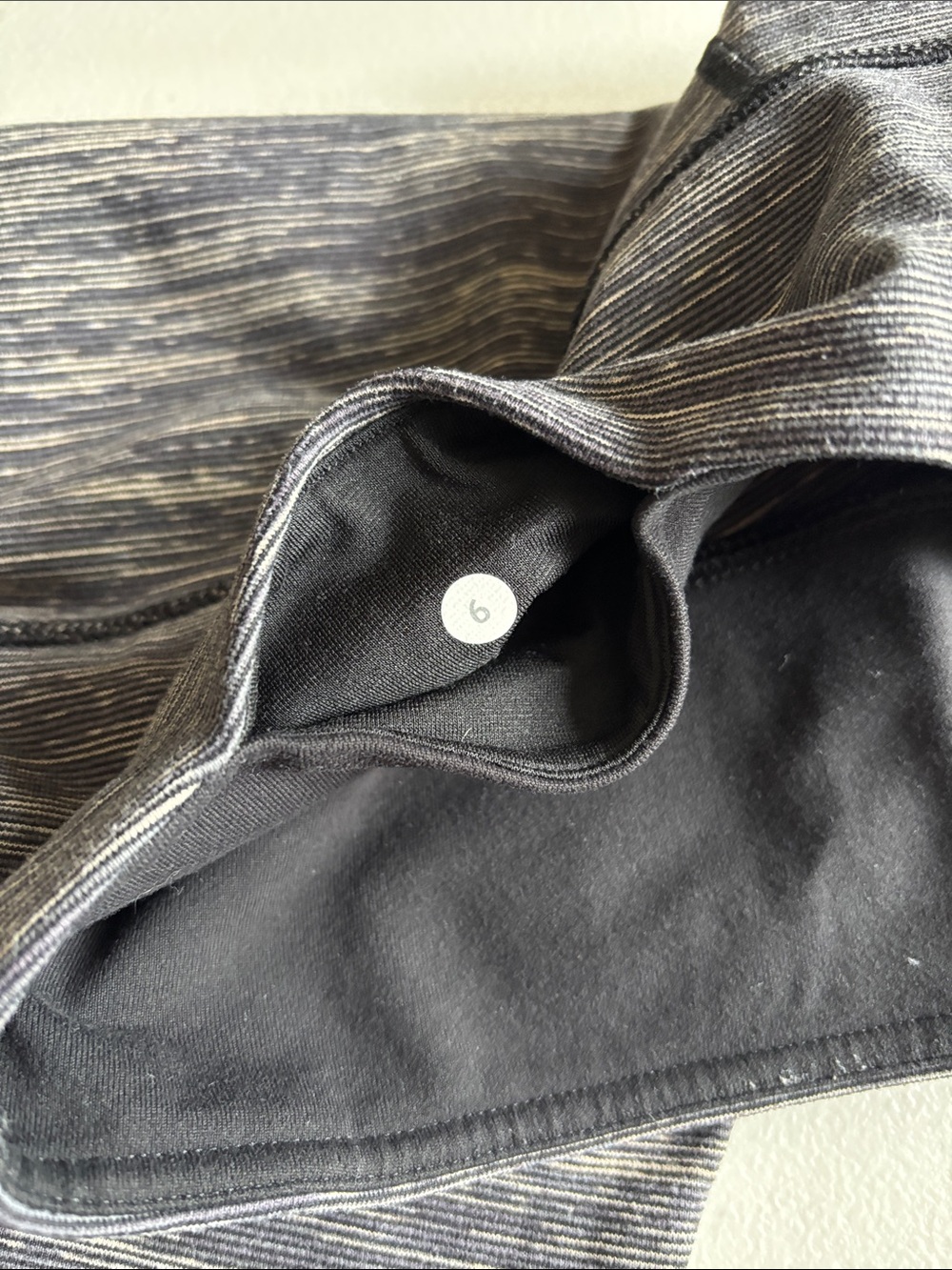 lululemon capris - Picture 3 of 4